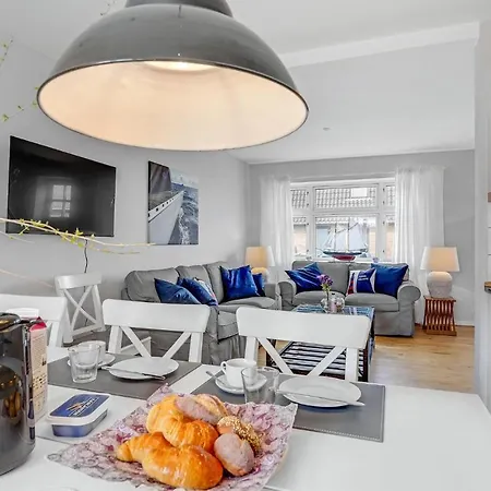 Awesome In With Kitchen *