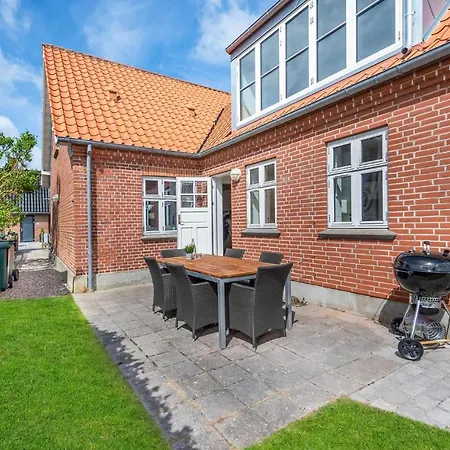 Awesome In With Kitchen